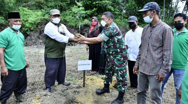 DPD LDII Siak Peduli Lingkungan dan Memprakasai Hari Mananam Pohon Indonesia di Tualang