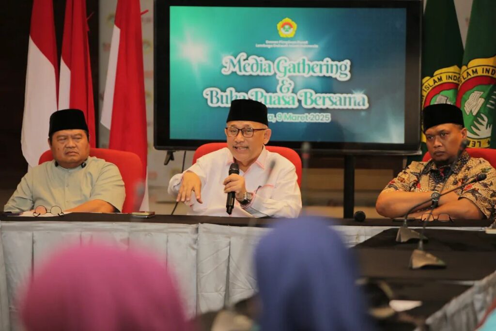 KH Chriswanto (Ketum DPP LDII) Media Gathering 9 Maret 2025 (Foto Lines)