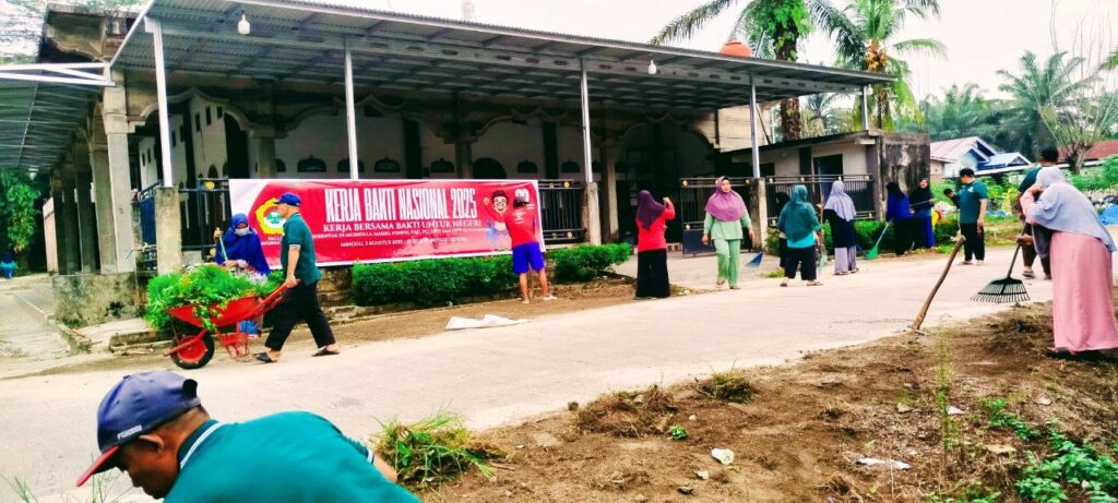 LDII Pancuran Gading Gelar Kerja Bakti Nasional 2025