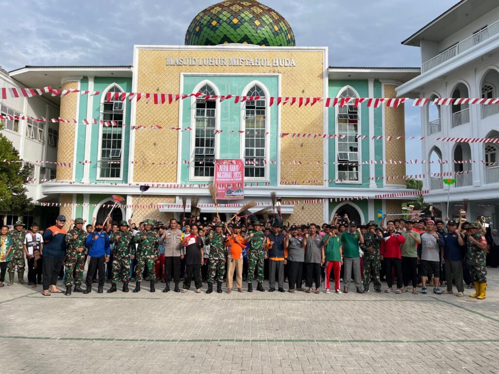 Sinergi LDII, Pemerintah, dan TNI untuk Kebersihan dan Persatuan
