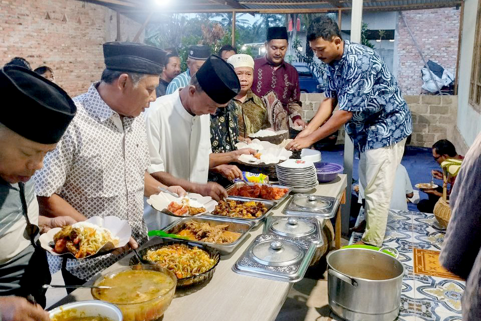 Suparjo, warga PAC LDII Pancuran Gading, yang berlokasi di Jl. Melur 2, RT 011/RW 004, Desa Pancuran Gading