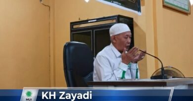 Suasana Haru Pecah di Tembilahan: Sekretaris MUI Pimpin Doa Khidmat di Pengajian Akbar LDII Inhil