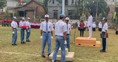 Kades Linggapura Jadi Inspektur Upacara HUT RI ke-81 di Yayasan Al-Manshurin