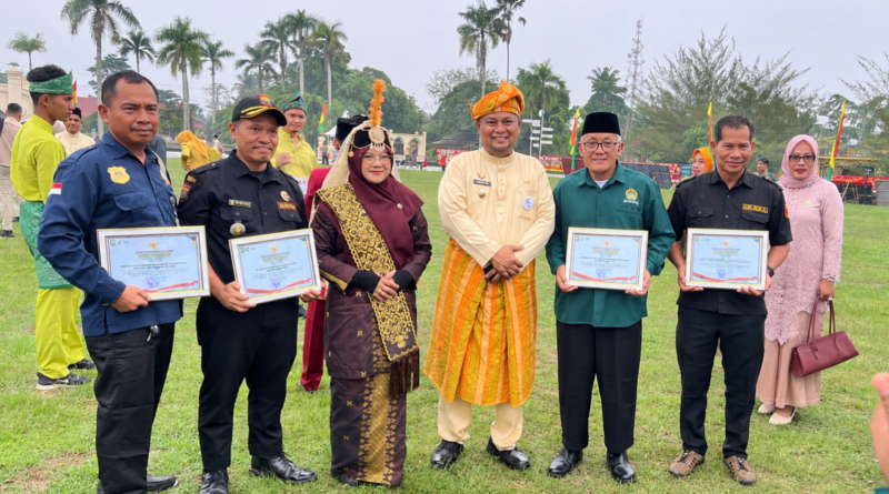 LDII Siak Terima Penghargaan atas Kontribusi Aktif dalam Kegiatan Kemasyarakatan